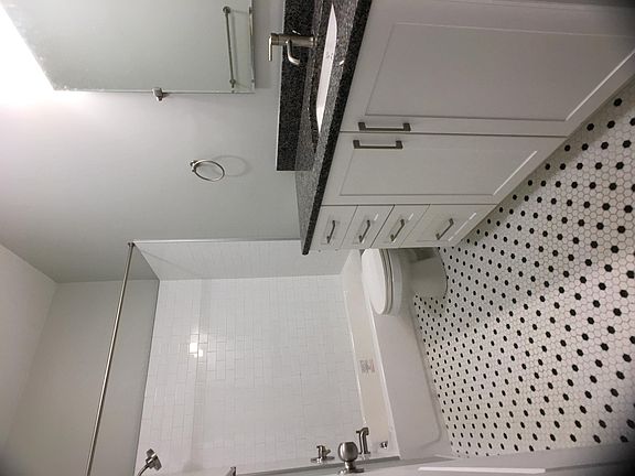 Bathroom (please excuse the orientation)