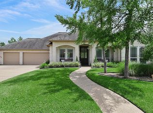 5200 Cascades Dr, College Station, TX 77845