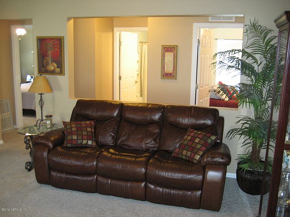 2nd image of 824 Wynfield Cir
