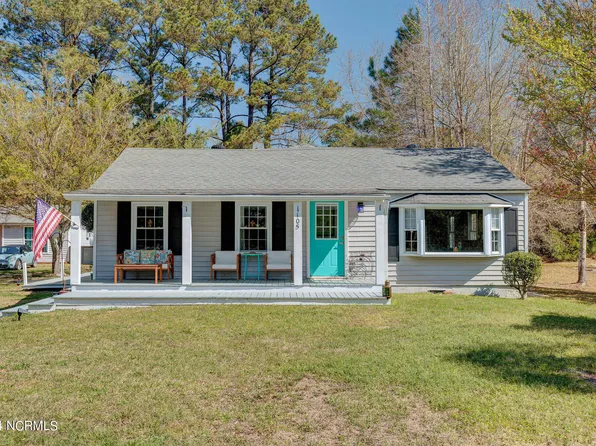 105 Gilbert Curry Drive, Castle Hayne, NC 28429