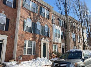 46212 Wales Ter, Sterling, VA 20165