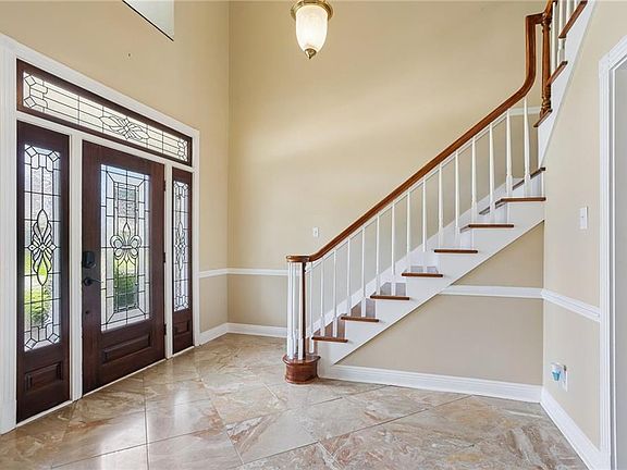 4th image of 3412 Wedgwood Dr