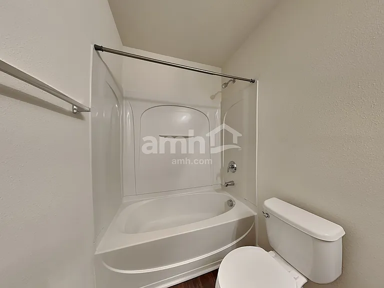 4875 Old Towne Village Cir — Photo 16