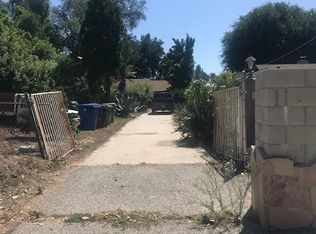 10604 Tuxford St, Sun Valley, CA 91352