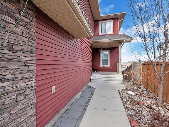 4th image of 3071 Carpenter Lndg SW