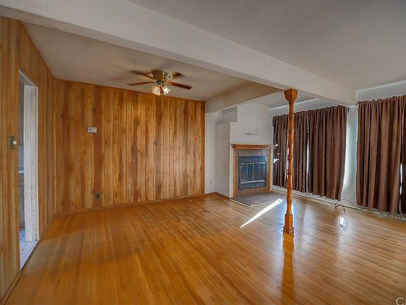 5th image of 11009 Balfour St