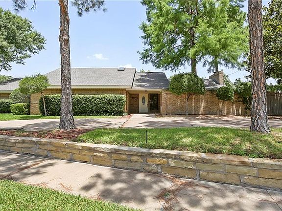 2nd image of 3909 Greenhills Ct W