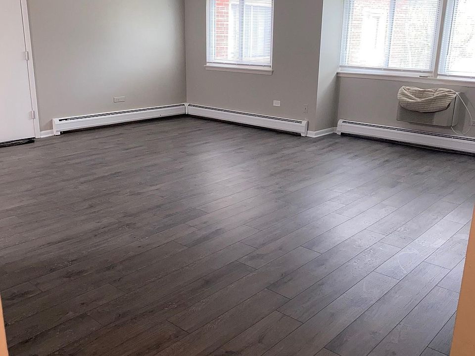 1st image of 170 E Lake St #216