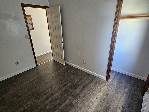 5th image of 364 Hope St #2S