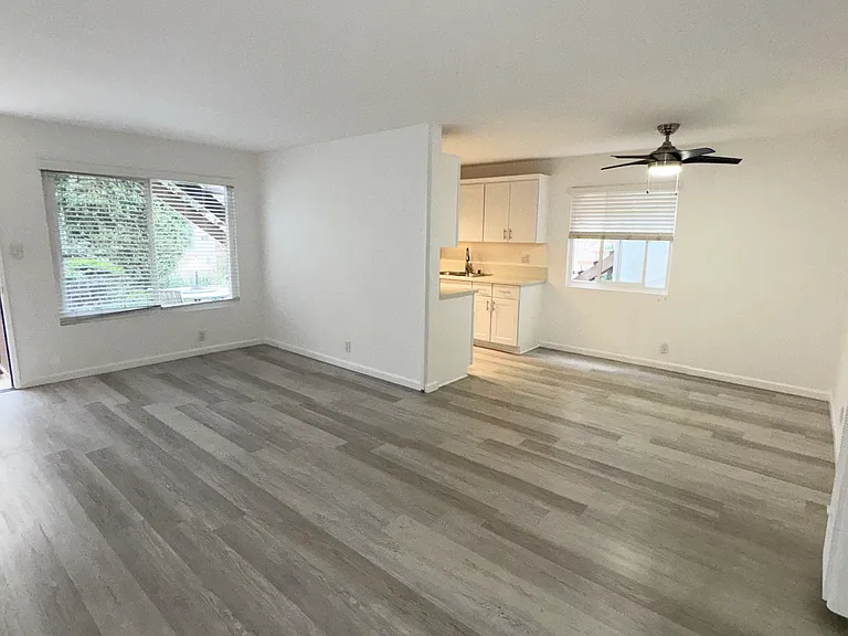 11305 Graham Pl — Photo 29