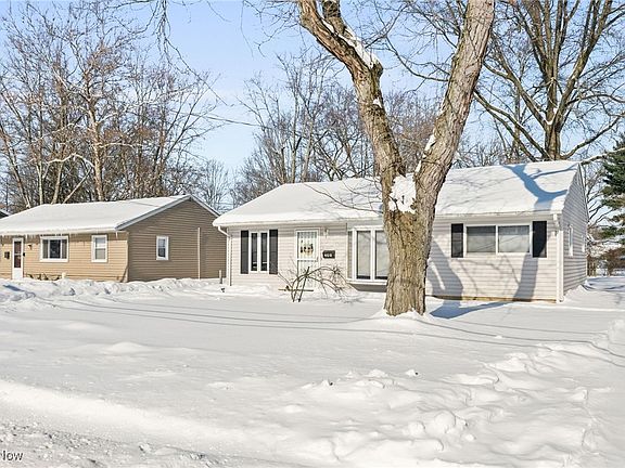 2nd image of 246 Kempton Dr