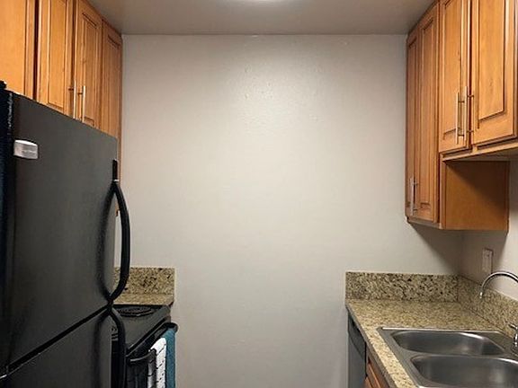 5th image of 6867 Golfcrest Dr APT 22