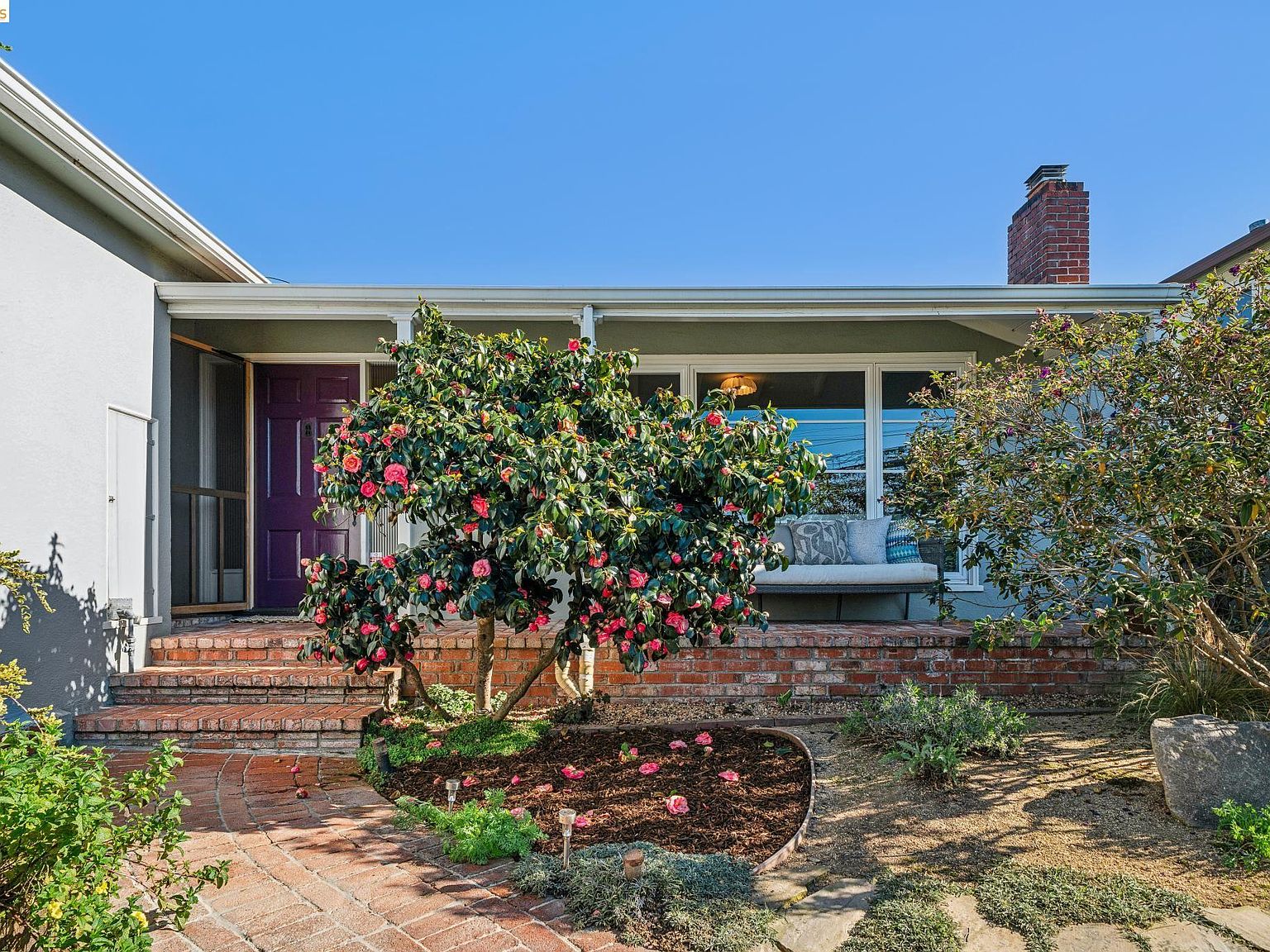 大自然 5830 Sutter Ave, Richmond, CA 94804 | Zillow