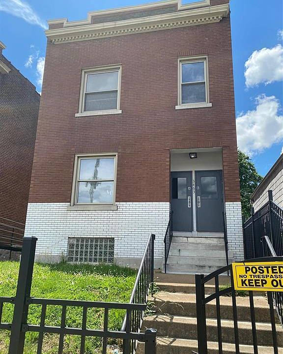 1st image of 3463 S Grand Blvd