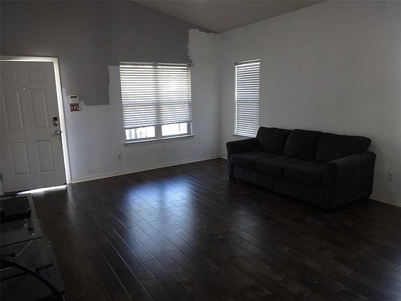 5th image of 10023 Date Meadow Ln