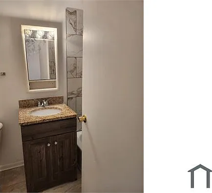 7915 S Saginaw Ave #C — Photo 7