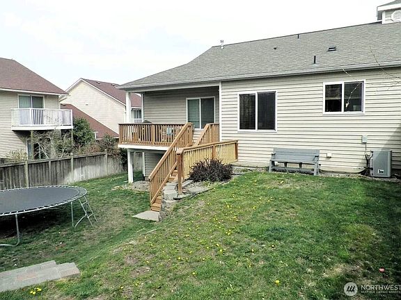 3rd image of 2357 NW Ridgeline Drive