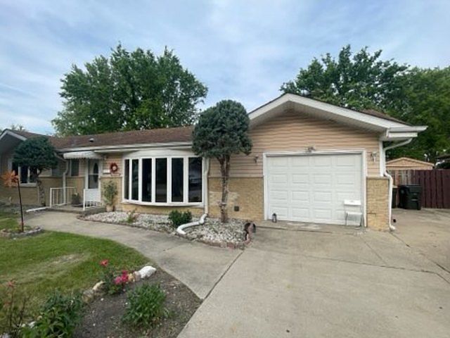 1st image of 9425 Margail Ave