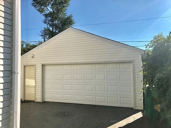 2nd image of 1405 Turnbull Dr