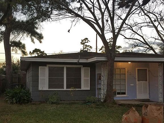 Exterior view of the unit