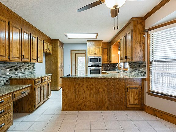 3rd image of 672 Antney Ln