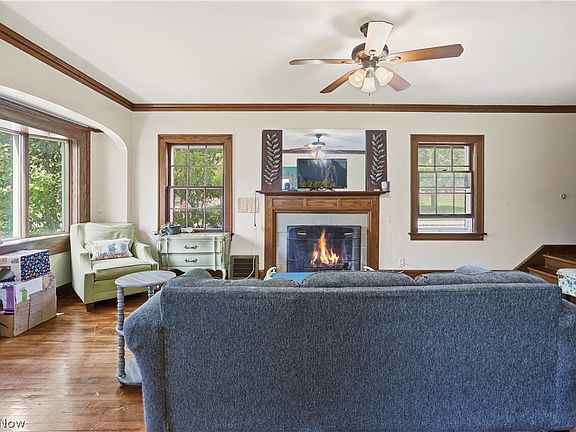 3rd image of 308 Samaritan Ave