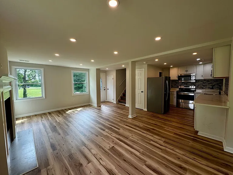183 Ogburn Dr — Photo 5