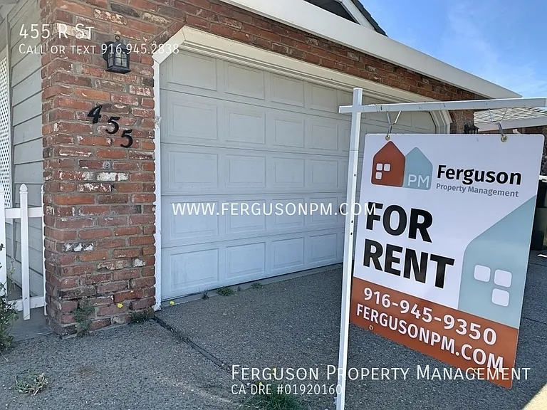 455 R St — Photo 1