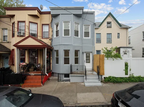 3763 Barnes Ave, Bronx, NY 10467