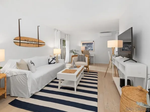 1964 Chalcedony St Unit 4, San Diego, CA 92109
