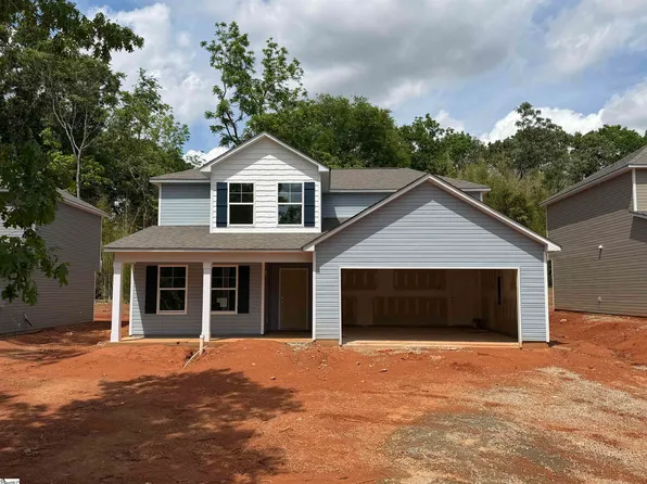 8 Huff Dr, Greenville, SC 29611