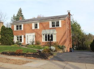 820 Northridge Dr, Pittsburgh, PA 15216