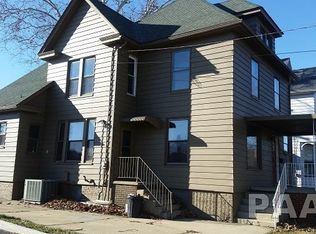 120 W Chestnut St, Canton, IL 61520