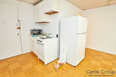 Rented by Genik Group Corp