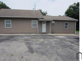 6413B E 86th St, Kansas City, MO 64138