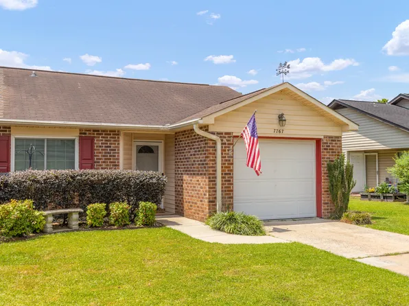 7767 Oldridge Rd, North Charleston, SC 29418