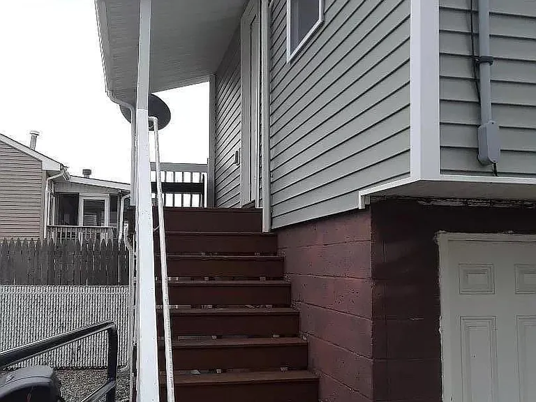 315 Franklin Ave #REAR — Photo 2