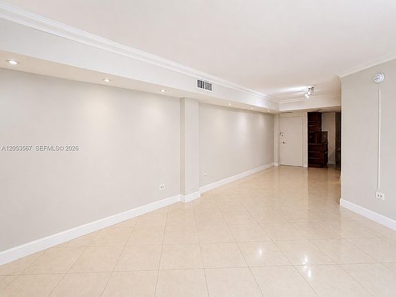 2nd image of 825 Brickell Bay Dr APT 1245