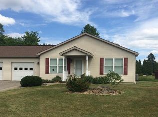 102 McIntosh St, Prospect, PA 16052