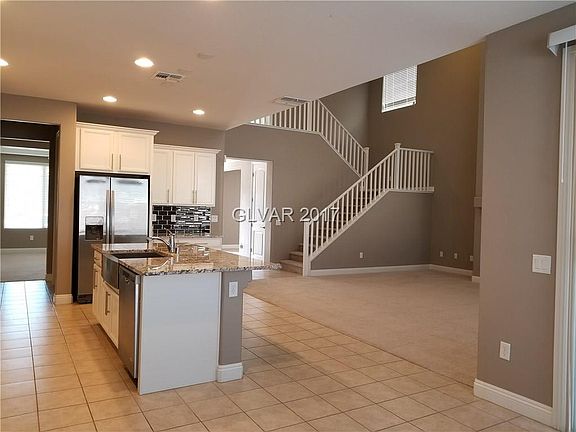 3rd image of 9494 Chandler Springs Ave