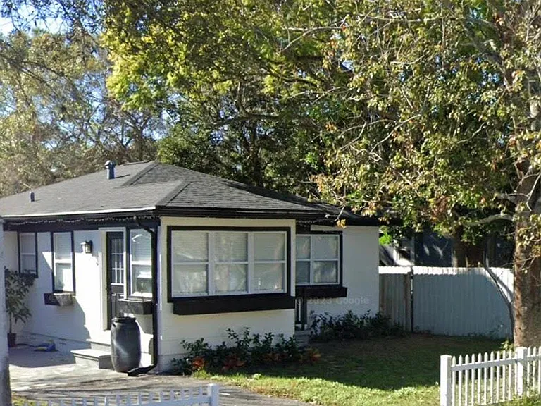 3600 42nd Ave N — Photo 1