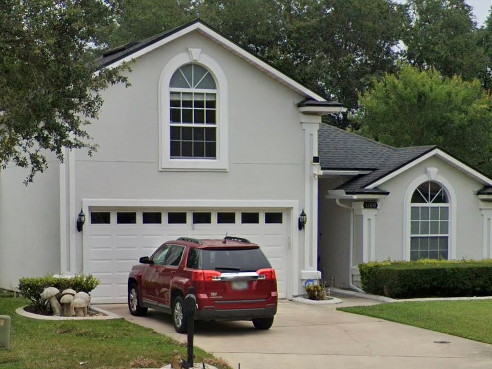 2nd image of 1160 Hyacinth St