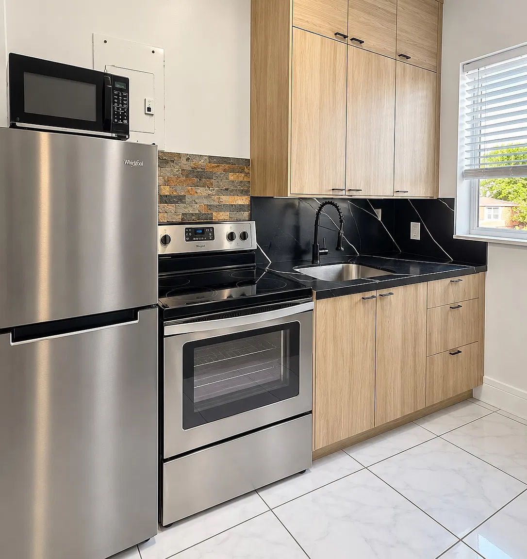 Studio, 475 sqft, $1,490 — Photo 1