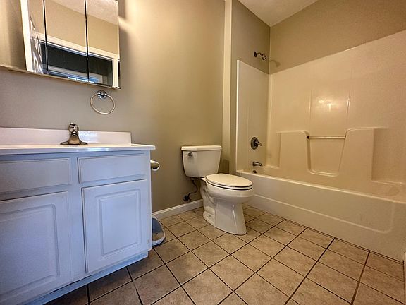 3rd image of 260 Main St APT 102