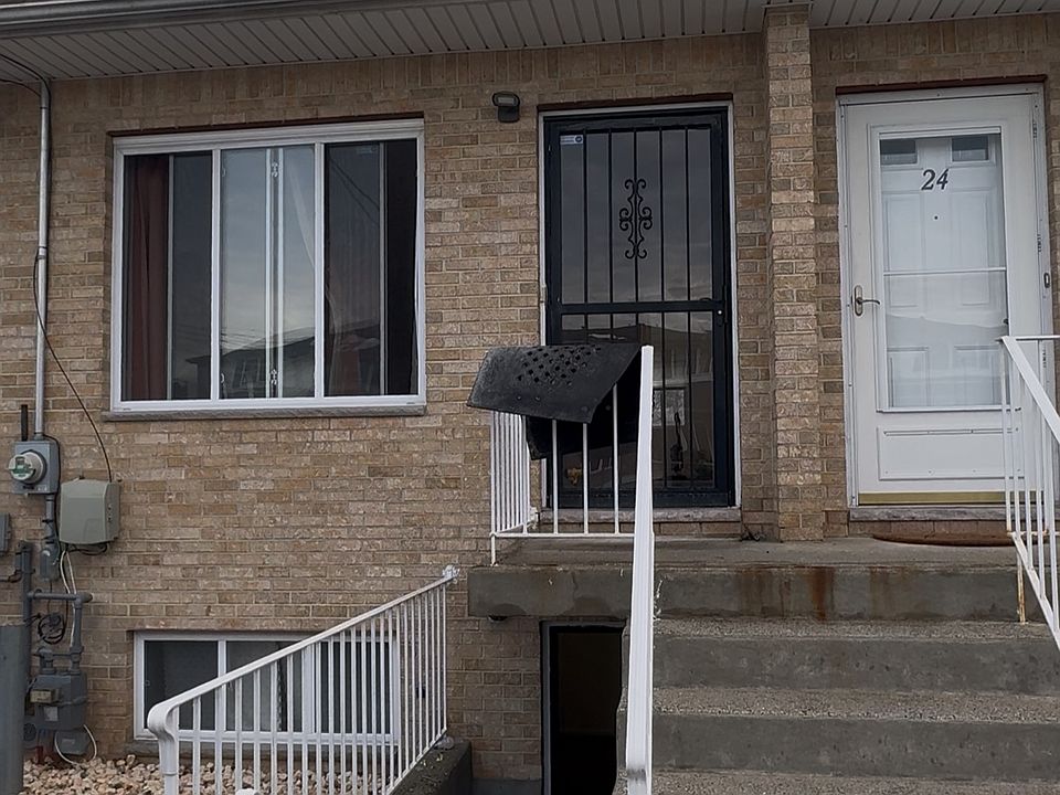 1st image of 22 Spirit Ln #1
