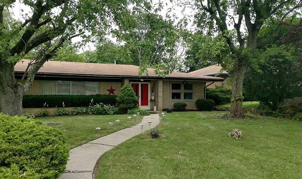 1st image of 3680 Dorset Dr