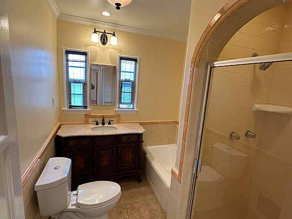 4th image of 465 S Palm Dr #465