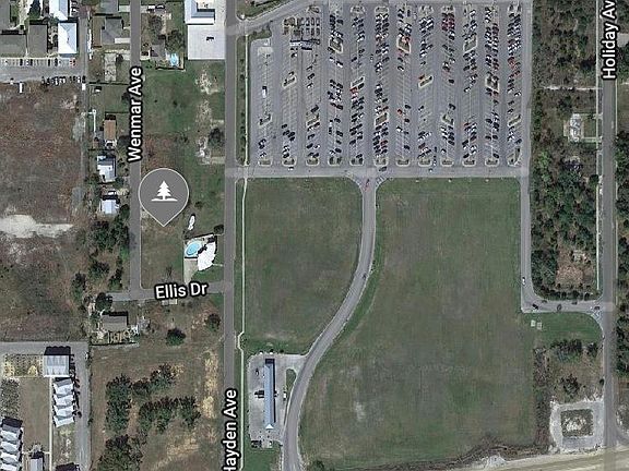 3rd image of 102 Wen Mar Ave