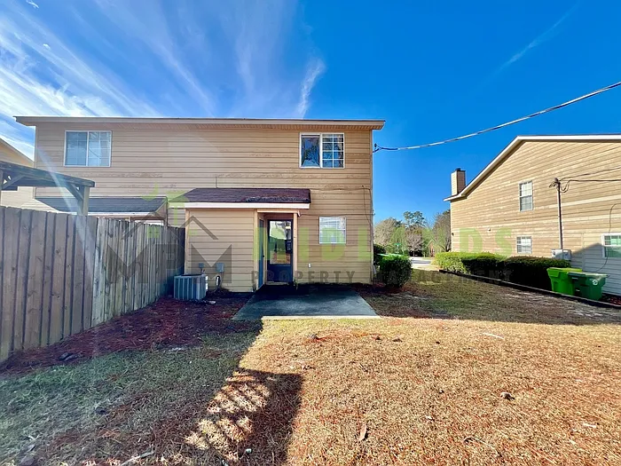 1930 Greenoaks Rd #A — Photo 17