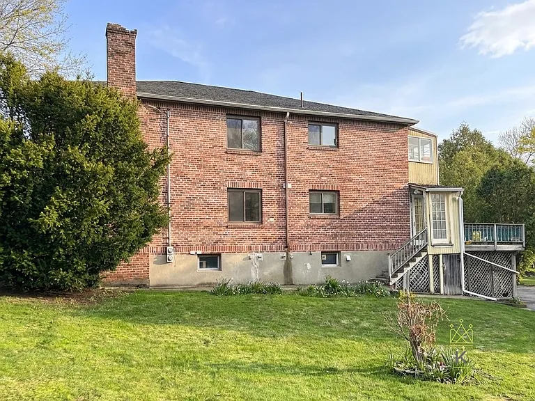 9 Reservoir Rd #1 — Photo 20